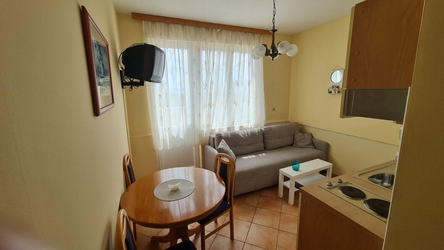 Apartments Dami - 100M From The Sea Orebic Exterior photo