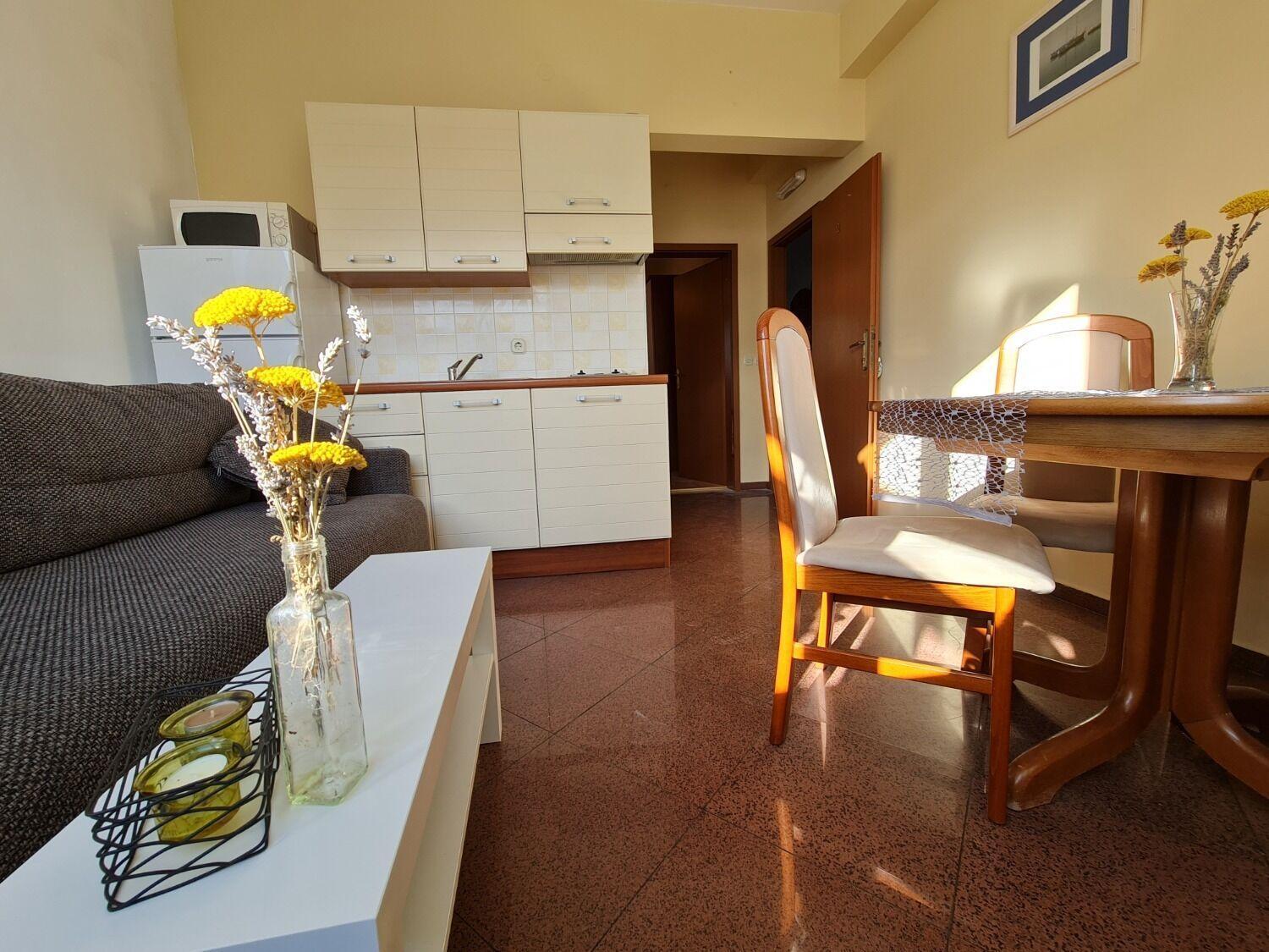 Apartments Dami - 100M From The Sea Orebic Exterior photo